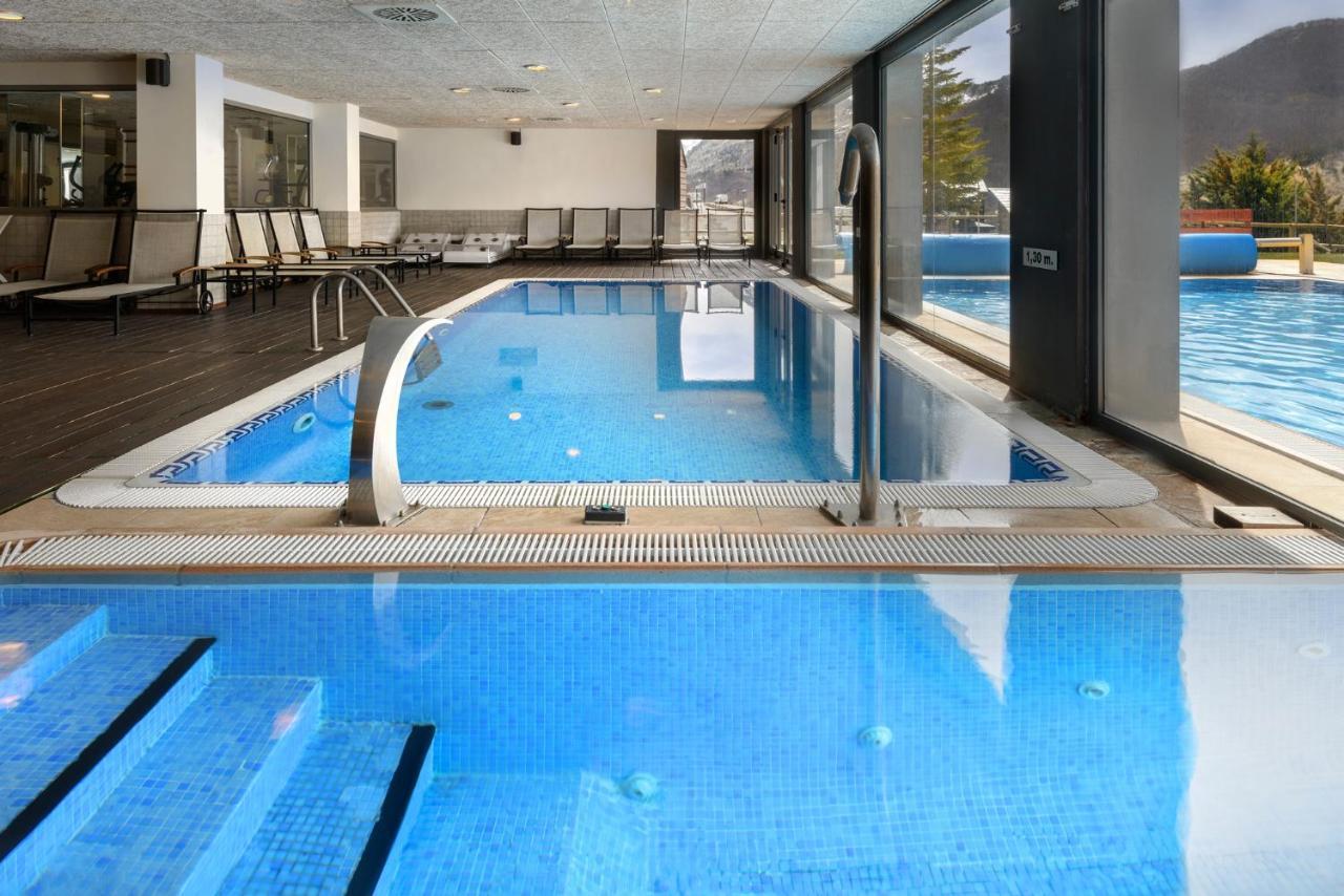 Hotel Saliecho Formigal Kültér fotó