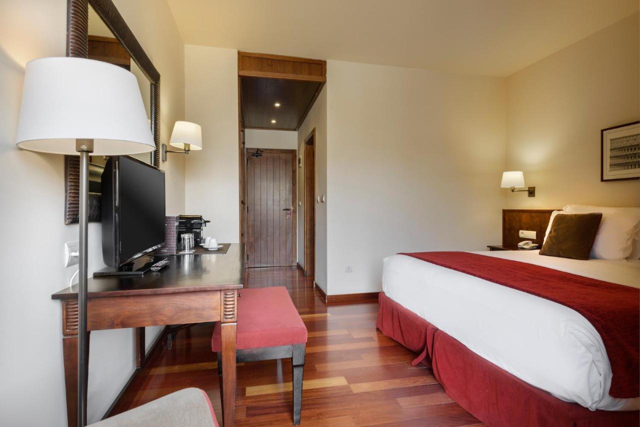 Hotel Saliecho Formigal Kültér fotó